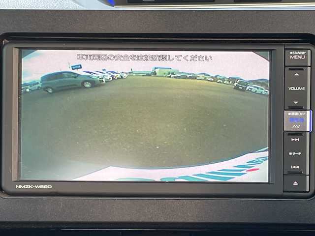 ダイハツ タント カスタム RS 岡山県 2019(令1)年 5.2万km ブライトシルバーメタリック 純正ナビ　NMZK-W69D/フルセグTV、CD、DVD、Bluetooth/AM、FM/バックカメラ/ビルトインETC/両側パワースライドドア/前後ドライブレコーダー/ハーフレザーシート/USB充電/ハーフレザーシート/リアロールサンシェード/エンジンスターター/オートライト/プッシュスタート/スマートキー