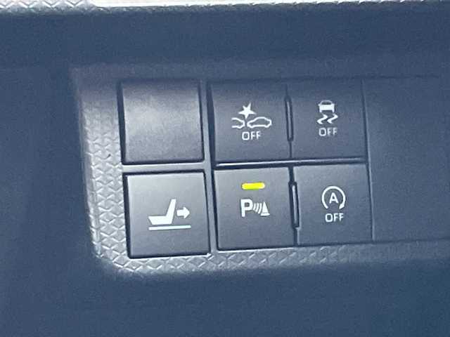 ダイハツ タント カスタム RS 岡山県 2019(令1)年 5.2万km ブライトシルバーメタリック 純正ナビ　NMZK-W69D/フルセグTV、CD、DVD、Bluetooth/AM、FM/バックカメラ/ビルトインETC/両側パワースライドドア/前後ドライブレコーダー/ハーフレザーシート/USB充電/ハーフレザーシート/リアロールサンシェード/エンジンスターター/オートライト/プッシュスタート/スマートキー