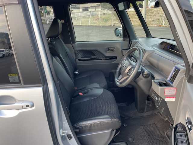 ダイハツ タント カスタム RS 岡山県 2019(令1)年 5.2万km ブライトシルバーメタリック 純正ナビ　NMZK-W69D/フルセグTV、CD、DVD、Bluetooth/AM、FM/バックカメラ/ビルトインETC/両側パワースライドドア/前後ドライブレコーダー/ハーフレザーシート/USB充電/ハーフレザーシート/リアロールサンシェード/エンジンスターター/オートライト/プッシュスタート/スマートキー