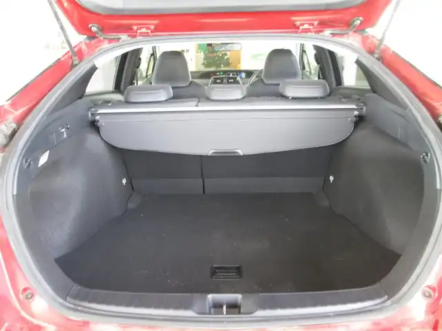 トヨタ プリウス S ツーリングセレクション 千葉県 2015(平27)年 4.9万km エモーショナルレッド ワンオーナー/純正9型SDナビ/バックカメラ/純正オーディオ【DVD/CD/BT/SD】/Toyota Safety Sense P/レーダークルーズコントロール/レーンキープアシスト/黒革シート/前席シートヒーター/AC100V/純正前方ドライブレコーダー/ビルトインETC/スペアキー/取扱説明書/ナビ取扱説明書/新車時保証書/トヨタ整備記録簿(R2/R4/R6)