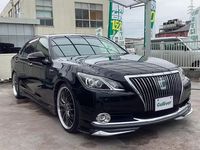 トヨタ クラウン マジェスタ Fバージョン 京都府 2013(平25)年 14.8万km 黒Ｍ 社外エアロ/社外車高調/社外20インチアルミ/黒革シート/前席エアシート/後席シートヒーター/全席ＰＷシート/純正SDナビ　フルセグＴＶ/バックカメラ/ビルトインETC/レーダークルーズ/ＢＳＭ/LEDヘッドライト/LEDフォグ/社外ドラレコ