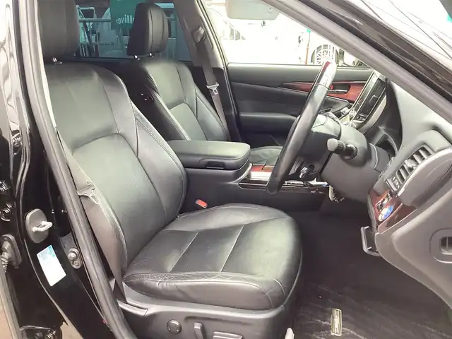 トヨタ クラウン マジェスタ Fバージョン 京都府 2013(平25)年 14.8万km 黒Ｍ 社外エアロ/社外車高調/社外20インチアルミ/黒革シート/前席エアシート/後席シートヒーター/全席ＰＷシート/純正SDナビ　フルセグＴＶ/バックカメラ/ビルトインETC/レーダークルーズ/ＢＳＭ/LEDヘッドライト/LEDフォグ/社外ドラレコ