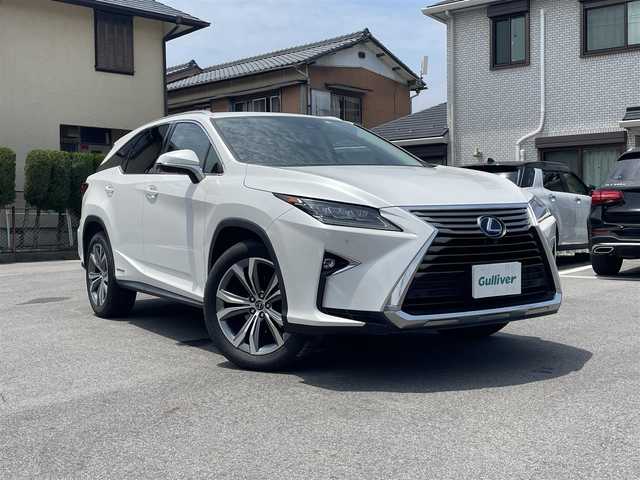 レクサス ＲＸ 450hL 和歌山県 2018(平30)年 6.5万km ソニッククォーツ ワンオーナー/LEXUS　Safety System＋/・プリクラッシュセーフティ/・レーンディパーチャーアラート/・レーダークルーズコントロール(全車速追従機能付き)/・アダプティブハイビームシステム/・ブラインドスポットモニター/純正ナビ/・FM/AM/Bluetooth/・フルセグTV/CD/DVD再生/全方位モニター/レザーシート(前席メモリー付き)/・シートヒーター(2列目まで)/・エアシート(前席)/電動リアゲート/AC100V100Wコンセント/電動パーキングブレーキ/オートホールド/純正20インチアルミホイール/エンジンスターター/ステアリングヒーター/ETC2.0