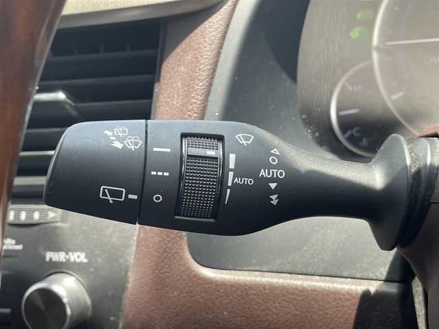 レクサス ＲＸ 450hL 和歌山県 2018(平30)年 6.5万km ソニッククォーツ ワンオーナー/LEXUS　Safety System＋/・プリクラッシュセーフティ/・レーンディパーチャーアラート/・レーダークルーズコントロール(全車速追従機能付き)/・アダプティブハイビームシステム/・ブラインドスポットモニター/純正ナビ/・FM/AM/Bluetooth/・フルセグTV/CD/DVD再生/全方位モニター/レザーシート(前席メモリー付き)/・シートヒーター(2列目まで)/・エアシート(前席)/電動リアゲート/AC100V100Wコンセント/電動パーキングブレーキ/オートホールド/純正20インチアルミホイール/エンジンスターター/ステアリングヒーター/ETC2.0