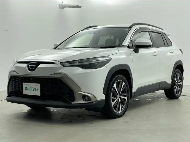 トヨタ カローラ クロス ハイブリッド Z 福井県 2022(令4)年 4.6万km プラチナホワイトパールマイカ トヨタセーフティセンス/・衝突軽減ブレーキ/・クルーズコントロール/・車線逸脱警報機能/・レーンキープアシスト/ディスプレイオーディオ/【AM/FM/CD/Bluetooth/フルセグTV】/全方位カメラ/ビルトインETC/パワーバックドア/ドライブレコーダー/プッシュスタート/スマートキー/スペアキー/オートライト/LEDヘッドライド
