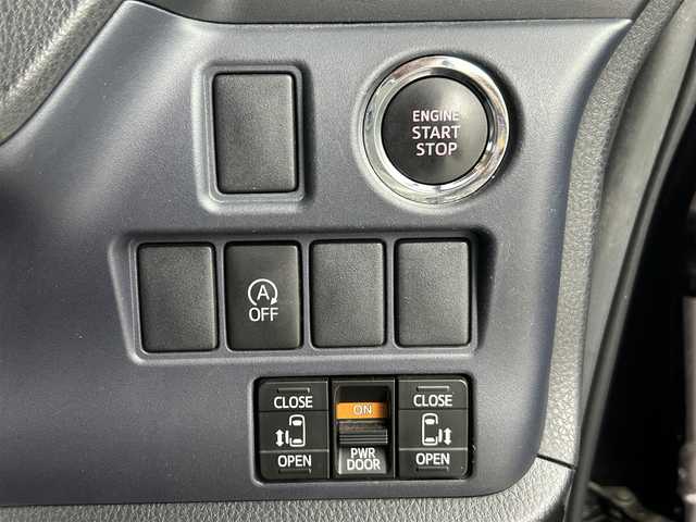 トヨタ ヴォクシー ZS 埼玉県 2014(平26)年 7万km ボルドーマイカメタリック 純正ナビ(NSZT-Y62G)/フルセグ/Bluetooth/CD/DVD/バックカメラ/両側パワースライドドア/ステアリングリモコン/電格ウィンカーミラー/純正フロアマット/LEDヘッドライト/オートライト/純正16インチアルミホイール
