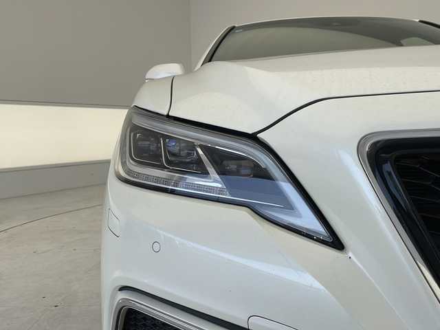 トヨタ クラウン ハイブリッド RS リミテッド 愛知県 2020(令2)年 3.1万km ホワイトパールクリスタルシャイン 衝突軽減システム/純正8型ナビ/LEDヘッドライト/全方位カメラ/LEDヘッドライト/レーダークルーズコントロール/シートヒーター/エアシート/フルセグ/CD DVD/Bluetooth/バックカメラ/パワーシート/ヘッドアップディスプレイ/コーナーセンサー/純正アルミホイール/ETC2.0/ブラインドスポットモニター/ステアリングヒーター/オートマチックハイビーム/ステアリングスイッチ/スマートキー/プッシュスタート