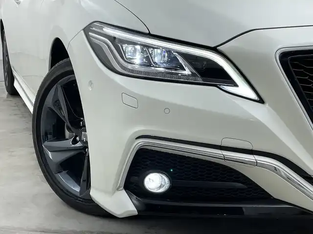 トヨタ クラウン ハイブリッド RS リミテッド 新潟県 2020(令2)年 3.1万km ホワイトパールクリスタルシャイン 衝突軽減システム/トヨタセーフティセンス/純正8型ナビ/全方位カメラ/LEDヘッドライト/レーダークルーズコントロール/シートヒーター/エアシート/フルセグ/CD DVD/Bluetooth/バックカメラ/パワーシート/ヘッドアップディスプレイ/コーナーセンサー/純正アルミホイール/ETC2.0/ブラインドスポットモニター/ステアリングヒーター/オートマチックハイビーム/ステアリングスイッチ/スマートキー/プッシュスタート