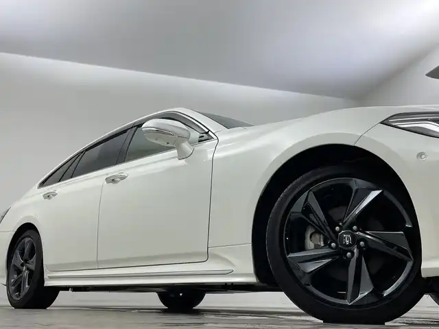 トヨタ クラウン ハイブリッド RS リミテッド 新潟県 2020(令2)年 3.1万km ホワイトパールクリスタルシャイン 衝突軽減システム/トヨタセーフティセンス/純正8型ナビ/全方位カメラ/LEDヘッドライト/レーダークルーズコントロール/シートヒーター/エアシート/フルセグ/CD DVD/Bluetooth/バックカメラ/パワーシート/ヘッドアップディスプレイ/コーナーセンサー/純正アルミホイール/ETC2.0/ブラインドスポットモニター/ステアリングヒーター/オートマチックハイビーム/ステアリングスイッチ/スマートキー/プッシュスタート