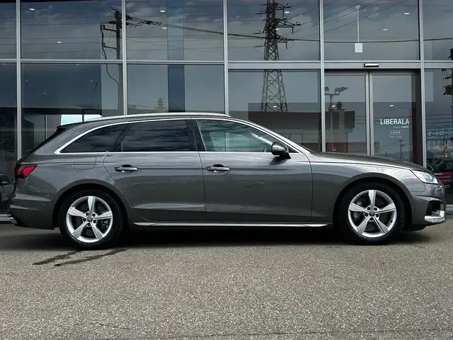 アウディ Ａ４ 45TFSIクワトロアドバンスド 富山県 2020(令2)年 3.9万km グレー メモリナビ/Bluetooth接続/USB接続/AM/FMラジオ/360°カメラ/パワーバックドア/ACC/アイドリングストップ/D/N席パワーシート/D/N席シートヒーター/横滑り防止/パークアシスト/バーチャルコックピット/ETC2.0/純正17インチAW