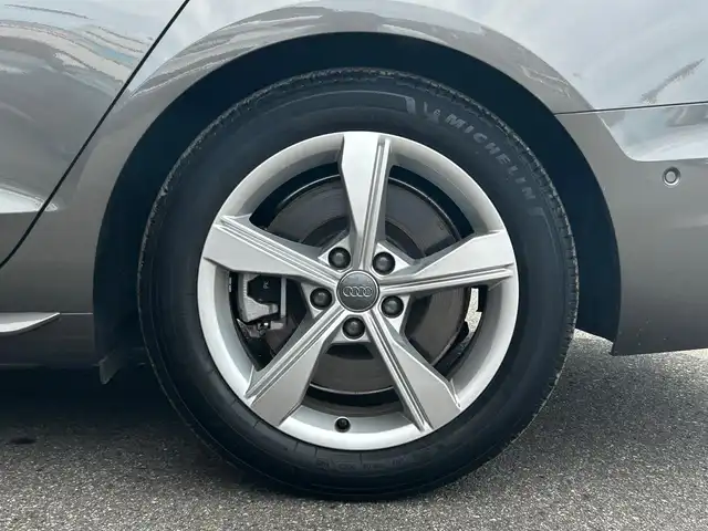 アウディ Ａ４ 45TFSIクワトロアドバンスド 富山県 2020(令2)年 3.9万km グレー メモリナビ/Bluetooth接続/USB接続/AM/FMラジオ/360°カメラ/パワーバックドア/ACC/アイドリングストップ/D/N席パワーシート/D/N席シートヒーター/横滑り防止/パークアシスト/バーチャルコックピット/ETC2.0/純正17インチAW