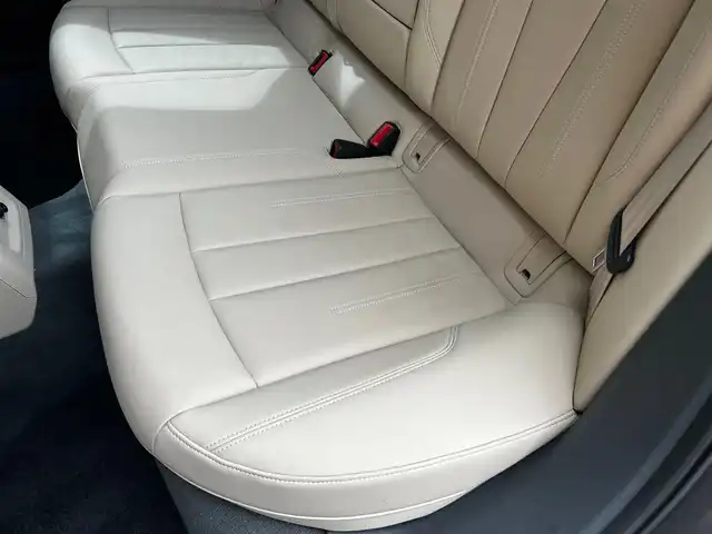 アウディ Ａ４ 45TFSIクワトロアドバンスド 富山県 2020(令2)年 3.9万km グレー メモリナビ/Bluetooth接続/USB接続/AM/FMラジオ/360°カメラ/パワーバックドア/ACC/アイドリングストップ/D/N席パワーシート/D/N席シートヒーター/横滑り防止/パークアシスト/バーチャルコックピット/ETC2.0/純正17インチAW
