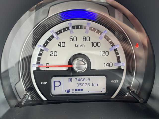 スズキ ハスラー Jスタイル 三重県 2015(平27)年 3.5万km フェニックスレッドパール/ホワイト2トーンルーフ 社外ナビ/バックカメラ/前席シートヒーター/前後ドライブレコーダー/ビルトインETC/純正ゴムフロアマット/革巻きステアリング/オートライト/電動格納ミラー/禁煙車