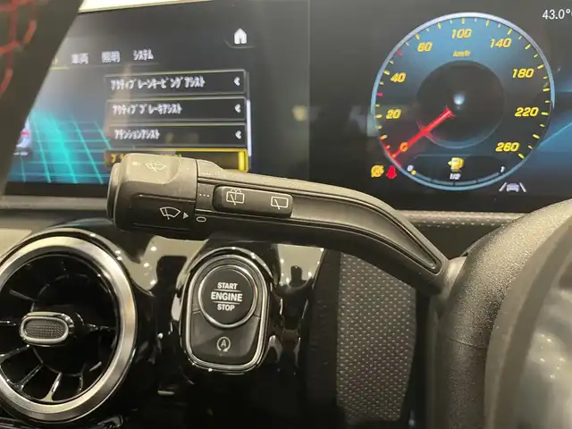 メルセデス・ベンツ Ａ２００ｄ AMGライン 福岡県 2020(令2)年 3.6万km コスモスブラック ナビ　/フルセグ　/ハーフレザー　/シートヒーター　/パワーシート　/ＡＣＣ　/ＢＳＭ　/アクティブレーンキープ　/前後クリアランスソナー　/パドルシフト　/マルチビームＬＥＤ　/スマートキー　/純正１８インチＡＷ　/ＥＴＣ