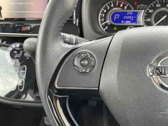 日産 デイズ ルークス HWS X Vセレクション 東京都 2019(令1)年 3.3万km スパークリングレッド/ブラック 全周囲　/両電スラ　/純ナビ　/地デジ　/エマブレ　/オートマチックハイビーム　/ＬＥＤヘッドライト　/ＥＴＣ　/純正アルミホイール　/純正フロアマット　/アイドリングストップ　/レーンディパーチャーアラート