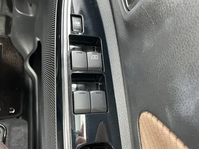 日産 デイズ ルークス HWS X Vセレクション 東京都 2019(令1)年 3.3万km スパークリングレッド/ブラック 全周囲　/両電スラ　/純ナビ　/地デジ　/エマブレ　/オートマチックハイビーム　/ＬＥＤヘッドライト　/ＥＴＣ　/純正アルミホイール　/純正フロアマット　/アイドリングストップ　/レーンディパーチャーアラート