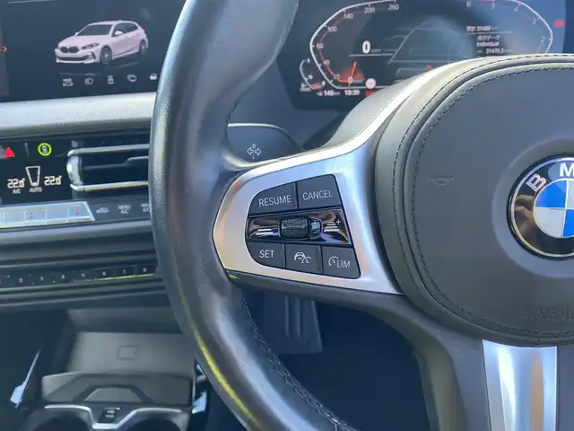 ＢＭＷ １１８ｄ 福岡県 2021(令3)年 3.2万km アルピンホワイトⅢ ・1オーナー/・アクティブクルーズコントロール/・純正ナビ/BT/USB/carplay/・バックカメラ　/・AUTO　HOLD/・D席パワーシート/・ハーフレザーシート/・前後ドラレコ/・ETC/・純正18AW/・BLIS/・LEDライト/・パワーバックドア