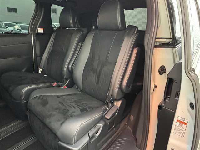 トヨタ エスティマ アエラス プレミアム G 大阪府 2017(平29)年 4.2万km ホワイトパールクリスタルシャイン 4WD/ワンオーナー/社外8型ナビ フルセグTV CD DVD BT/バックカメラ/両側パワースライドドア/パワーバックドア/衝突被害軽減ブレーキ/レーンアシスト/オートマチックハイビーム/LEDオートヘッドライト/ハーフレザーシート/前席シートヒーター/運転席パワーシート/ステアリングリモコン/スマートキー/ビルトインETC/ドラレコ/ウッドコンビステアリング/保証書 取説