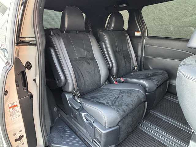 トヨタ エスティマ アエラス プレミアム G 大阪府 2017(平29)年 4.2万km ホワイトパールクリスタルシャイン 4WD/ワンオーナー/社外8型ナビ フルセグTV CD DVD BT/バックカメラ/両側パワースライドドア/パワーバックドア/衝突被害軽減ブレーキ/レーンアシスト/オートマチックハイビーム/LEDオートヘッドライト/ハーフレザーシート/前席シートヒーター/運転席パワーシート/ステアリングリモコン/スマートキー/ビルトインETC/ドラレコ/ウッドコンビステアリング/保証書 取説