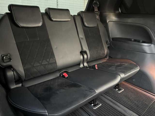 トヨタ エスティマ アエラス プレミアム G 大阪府 2017(平29)年 4.2万km ホワイトパールクリスタルシャイン 4WD/ワンオーナー/社外8型ナビ フルセグTV CD DVD BT/バックカメラ/両側パワースライドドア/パワーバックドア/衝突被害軽減ブレーキ/レーンアシスト/オートマチックハイビーム/LEDオートヘッドライト/ハーフレザーシート/前席シートヒーター/運転席パワーシート/ステアリングリモコン/スマートキー/ビルトインETC/ドラレコ/ウッドコンビステアリング/保証書 取説