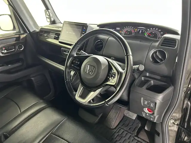 ホンダ Ｎ ＢＯＸ カスタム G L ターボ ホンダセンシング 佐賀県 2018(平30)年 5.9万km プレミアムグラマラスブロンズP 純正8インチナビ/フルセグ/Bluetooth/CD/DVD/純正11.6インチフリップダウンモニター/バックカメラ/ビルトインETC/純正ドライブレコーダー/両側パワースライドドア/ホンダセンシング/レーダークルーズコントロール/レーンキープアシスト/先行車発進お知らせ機能/パドルシフト/オートライト/オートマチックハイビーム/ターボ/純正フロアマット/純正15インチアルミホイール