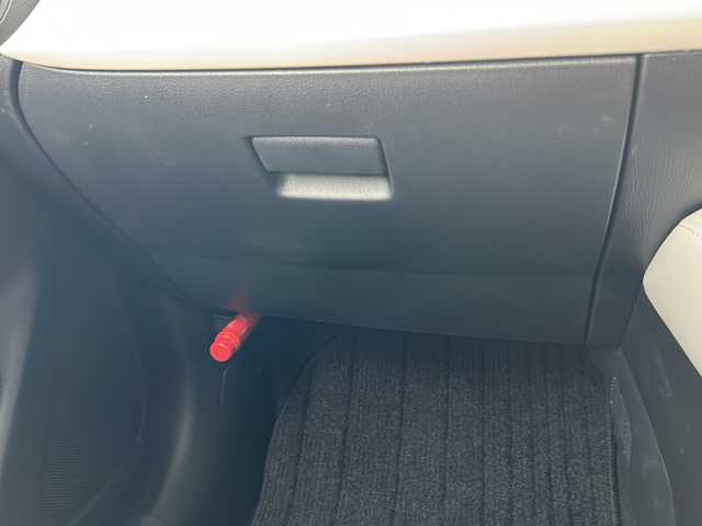 マツダ デミオ XD ノーブルクリムゾン 広島県 2018(平30)年 2.8万km スノーフレイクホワイトパールマイカ 禁煙車/３６０°ビュー・モニター＋フロントパーキングセンサー（センター／コーナー）/アダプティブ・ＬＥＤ・ヘッドライト/スマート・ブレーキ・サポート＆マツダ・レーダー・クルーズ・コントロール/BSM/マツダコネクトナビ/・フルセグ/CD/DVD/Bluetooth/USB/AUX/革巻きステアリング/ステアリングスイッチ/オートライト/パドルシフト/シートヒーター/LEDヘッドライト/スマートキー/プッシュスタート/スペアキー/トノカバー/専用シート（カラー：レッド（千鳥格子））/ETC２．０/ドライブレコーダー配線無しのため動作確認できず/純正フロアマット/純正16インチアルミホイール