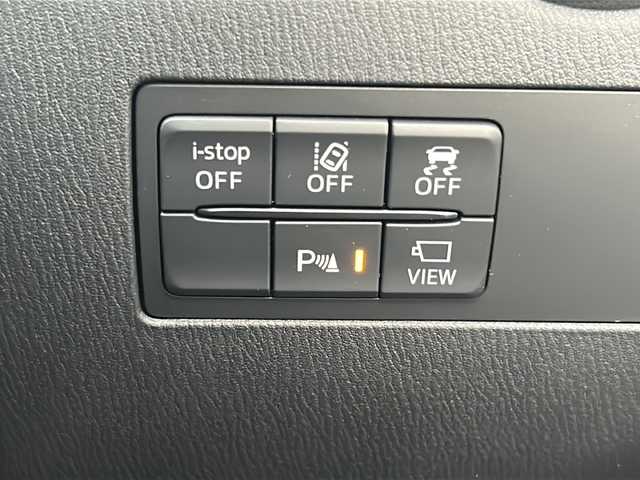 マツダ デミオ XD ノーブルクリムゾン 広島県 2018(平30)年 2.8万km スノーフレイクホワイトパールマイカ 禁煙車/３６０°ビュー・モニター＋フロントパーキングセンサー（センター／コーナー）/アダプティブ・ＬＥＤ・ヘッドライト/スマート・ブレーキ・サポート＆マツダ・レーダー・クルーズ・コントロール/BSM/マツダコネクトナビ/・フルセグ/CD/DVD/Bluetooth/USB/AUX/革巻きステアリング/ステアリングスイッチ/オートライト/パドルシフト/シートヒーター/LEDヘッドライト/スマートキー/プッシュスタート/スペアキー/トノカバー/専用シート（カラー：レッド（千鳥格子））/ETC２．０/ドライブレコーダー配線無しのため動作確認できず/純正フロアマット/純正16インチアルミホイール