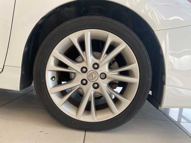 レクサス ＨＳ 250h バージョンS 埼玉県 2010(平22)年 14.8万km ホワイトパールクリスタルシャイン 純正HDDナビ/　　CD/DVD/USB/フルセグ/バック/フロントカメラ/クルーズコントロール/HIDオートライト/純正18インチアルミホイール/パワーシート/ステアリングスイッチ/コーナーセンサー/ビルトインETC/スマートキー2本/禁煙車