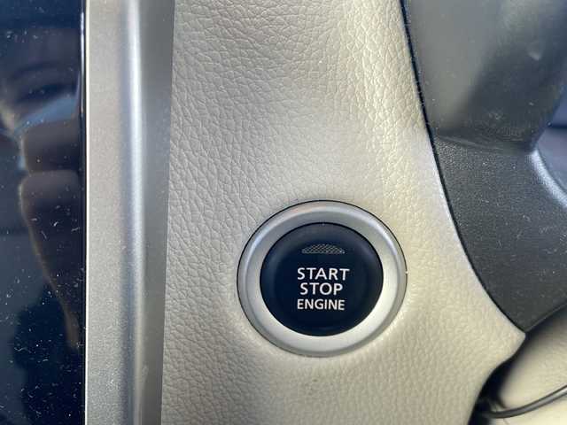 日産 デイズ X 愛知県 2018(平30)年 4.5万km プレミアムパープルP 純正メモリナビ/【フルセグ・DVD再生可・CD・Bluetooth】/バックカメラ/アラウンドビューカメラ/ETC/衝突被害軽減ブレーキ/純正ドライブレコーダー/横滑り防止機能/アイドリングストップ/プッシュスタート/スマートキー/スペアキーあり/電動格納ミラー/純正フロアマット/ドアバイザー/新車保証書/取扱説明書