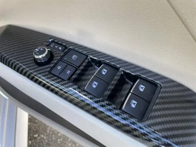 トヨタ カムリ G レザーパッケージ 新潟県 2020(令2)年 6.4万km プラチナホワイトパールマイカ ワンオーナー/モデリスタエアロ/メモリナビ/ワンセグテレビ/バックカメラ/ウィンカーミラー/クルーズコントロール/ドアバイザー/プッシュスタート/ETC2.0/運転助手席シートヒーター/運転助手席電動シート/Bluetooth/ブレーキホールド/電動パーキングブレーキ/走行モード/スペアキー1個