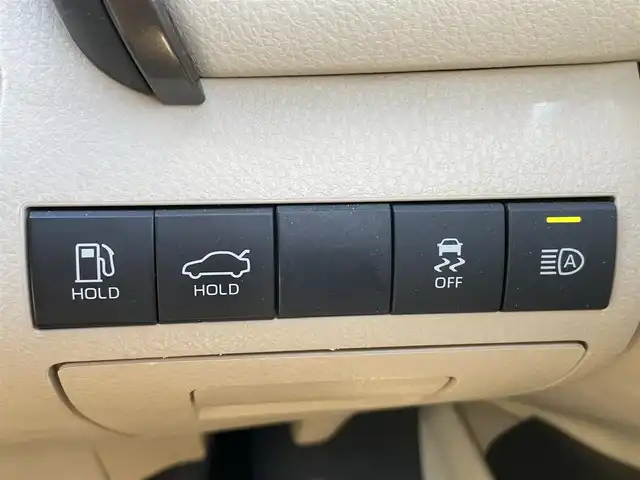 トヨタ カムリ G レザーパッケージ 新潟県 2020(令2)年 6.4万km プラチナホワイトパールマイカ ワンオーナー/モデリスタエアロ/メモリナビ/ワンセグテレビ/バックカメラ/ウィンカーミラー/クルーズコントロール/ドアバイザー/プッシュスタート/ETC2.0/運転助手席シートヒーター/運転助手席電動シート/Bluetooth/ブレーキホールド/電動パーキングブレーキ/走行モード/スペアキー1個