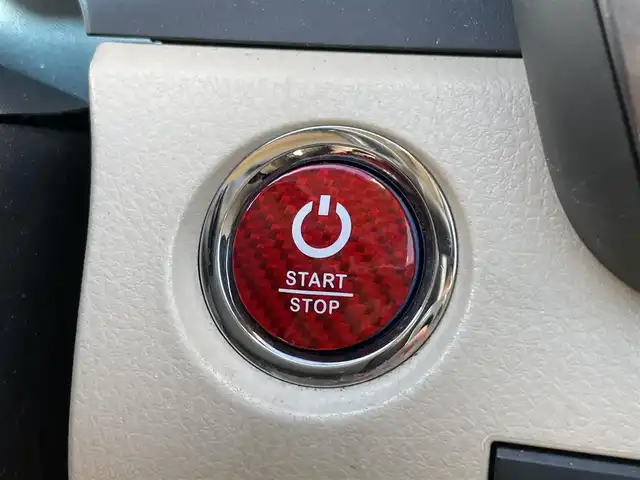 トヨタ カムリ G レザーパッケージ 新潟県 2020(令2)年 6.4万km プラチナホワイトパールマイカ ワンオーナー/モデリスタエアロ/メモリナビ/ワンセグテレビ/バックカメラ/ウィンカーミラー/クルーズコントロール/ドアバイザー/プッシュスタート/ETC2.0/運転助手席シートヒーター/運転助手席電動シート/Bluetooth/ブレーキホールド/電動パーキングブレーキ/走行モード/スペアキー1個