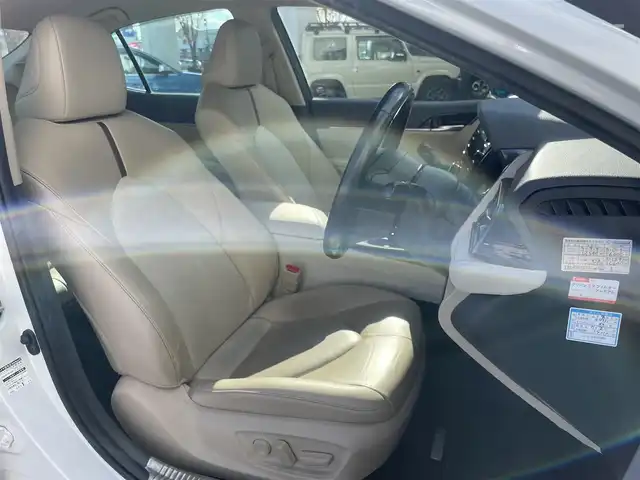 トヨタ カムリ G レザーパッケージ 新潟県 2020(令2)年 6.4万km プラチナホワイトパールマイカ ワンオーナー/モデリスタエアロ/メモリナビ/ワンセグテレビ/バックカメラ/ウィンカーミラー/クルーズコントロール/ドアバイザー/プッシュスタート/ETC2.0/運転助手席シートヒーター/運転助手席電動シート/Bluetooth/ブレーキホールド/電動パーキングブレーキ/走行モード/スペアキー1個