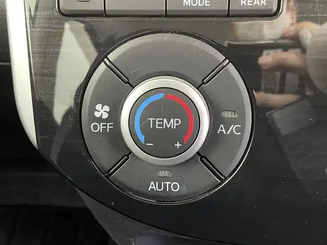 ダイハツ タント X VS SAⅢ 群馬県 2019(令1)年 1.7万km ファイアークォーツレッドM 禁煙車　純正７インチナビ　ドライブレコーダー　衝突軽減　全方位カメラ　シートヒーター　アイドリングストップ　両側パワースライドドア　レーンアシスト　アイドリングストップ　オートマチックハイビーム