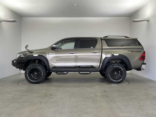 トヨタ ハイラックス Z 兵庫県 2021(令3)年 5.2万km オキサイドブロンズM /TRAIL製フロントバンパー//JAOS BATTLEZリフトアップサスペンション//TOYO OPEN COUNTRY R/Tタイヤ//FUEL OFFROAD17インチホイール//社外オーバーフェンダー//社外ヒッチメンバー//社外サイドステップ//SMART TOP製キャノピー//アルパイン１１インチナビ(EX11NX)/(CD.DVD.SD.フルセグ.Bluetooth)//バックカメラ//トヨタセーフティセンス//プリクラッシュセーフティ//レーンキープアシスト//レーダークルーズコントロール//前後ミラー型ドライブレコーダー//LEDオートライト//フォグランプ//ETC//プッシュスタート//スマートキー×2//純正フロアマット