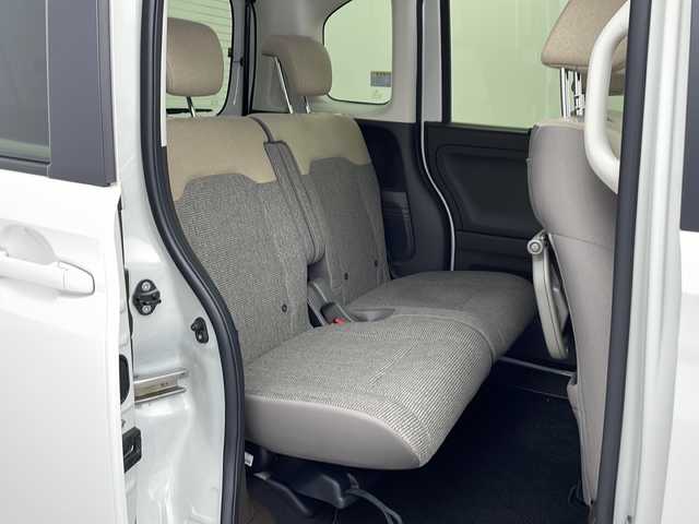 ホンダ Ｎ ＢＯＸ L 兵庫県 2021(令3)年 2.2万km プラチナホワイトパール ・純正ナビ&TVDVD&CD&SD&USB&BT/・衝突軽減ブレーキ/・誤発進抑制機能/・後方誤発進抑制機能/・近距離衝突軽減ブレーキ/・歩行者事故低減ステアリング/・路外逸脱抑制機能/・アダプティブクルーズコントロール/・車線維持支援システム/・トラフィックジャムアシスト/・先行車発進お知らせ機能/・標識認識機能/・オートハイビーム/・コーナーセンサー/・バックカメラ/・前後ドライブレコーダー/・ETC/・シートヒーター/・片側パワースライドドア/・ECON/・LEDオートライト/・スマートキー/・プッシュスタート/・純正フロアマット/・社外アルミホイール