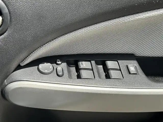 マツダ デミオ 13C－V 愛知県 2009(平21)年 4.9万km メトロポリタングレーマイカ ワンオーナー/純正オーディオ(FM/AM/CD/AUX)/電動格納ミラー/ETC/純正フロアマット/リモコンキー/ステアリングリモコン/ABS/保証書