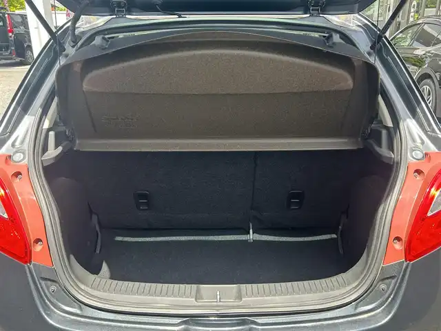 マツダ デミオ 13C－V 愛知県 2009(平21)年 4.9万km メトロポリタングレーマイカ ワンオーナー/純正オーディオ(FM/AM/CD/AUX)/電動格納ミラー/ETC/純正フロアマット/リモコンキー/ステアリングリモコン/ABS/保証書