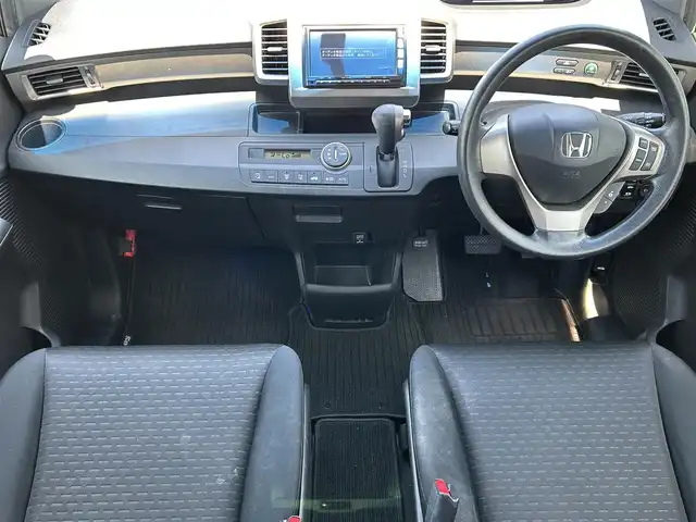 ホンダ フリード スパイク ハイブリット ジャストセレクション 島根県 2013(平25)年 8.4万km プレミアムブラキッシュパール 純正ナビ/CD/DVD/DTV/Bluetooth/バックカメラ/両側パワースライドドア/クルーズコントロール/HIDオートライト/リモコンキー /ETC/純正フロアマット/ドアバイザー