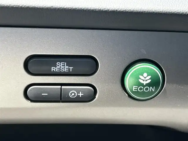 ホンダ フリード スパイク ハイブリット ジャストセレクション 島根県 2013(平25)年 8.4万km プレミアムブラキッシュパール 純正ナビ/CD/DVD/DTV/Bluetooth/バックカメラ/両側パワースライドドア/クルーズコントロール/HIDオートライト/リモコンキー /ETC/純正フロアマット/ドアバイザー