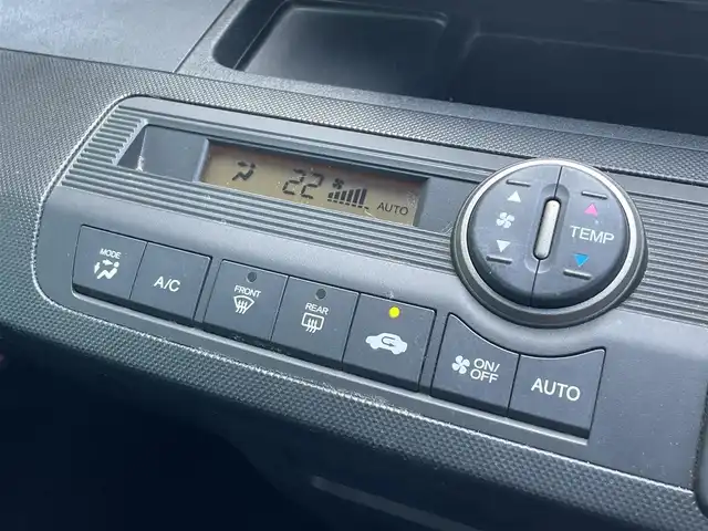 ホンダ フリード スパイク ハイブリット ジャストセレクション 島根県 2013(平25)年 8.4万km プレミアムブラキッシュパール 純正ナビ/CD/DVD/DTV/Bluetooth/バックカメラ/両側パワースライドドア/クルーズコントロール/HIDオートライト/リモコンキー /ETC/純正フロアマット/ドアバイザー