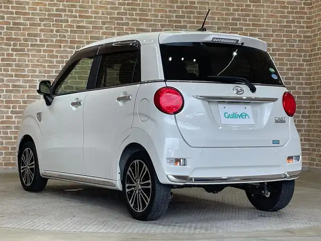ダイハツ キャスト スタイル GプライムコレSAⅢ 岩手県 2019(令1)年 6万km パールホワイトⅢ ４WD/シートヒーター/スマートアシスト/衝突被害軽減ブレーキ/レーンアシスト/横滑り防止装置/バックカメラ/純正ナビ（Bluetooth CD DVD USB フルセグ）/オートハイビーム/LEDヘッドライト/ETC/アイドリングストップ/純正１５インチアルミホイール/ヘッドライトレベライザー/ステアリングスイッチ/ベンチシート/フォグランプ