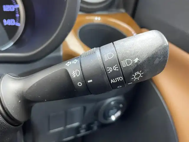 ダイハツ キャスト スタイル GプライムコレSAⅢ 岩手県 2019(令1)年 6万km パールホワイトⅢ ４WD/シートヒーター/スマートアシスト/衝突被害軽減ブレーキ/レーンアシスト/横滑り防止装置/バックカメラ/純正ナビ（Bluetooth CD DVD USB フルセグ）/オートハイビーム/LEDヘッドライト/ETC/アイドリングストップ/純正１５インチアルミホイール/ヘッドライトレベライザー/ステアリングスイッチ/ベンチシート/フォグランプ