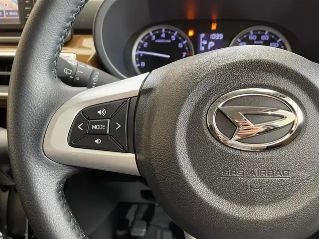 ダイハツ キャスト スタイル GプライムコレSAⅢ 岩手県 2019(令1)年 6万km パールホワイトⅢ ４WD/シートヒーター/スマートアシスト/衝突被害軽減ブレーキ/レーンアシスト/横滑り防止装置/バックカメラ/純正ナビ（Bluetooth CD DVD USB フルセグ）/オートハイビーム/LEDヘッドライト/ETC/アイドリングストップ/純正１５インチアルミホイール/ヘッドライトレベライザー/ステアリングスイッチ/ベンチシート/フォグランプ