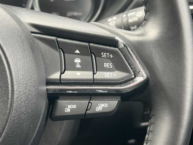 マツダ ＣＸ－８ 25S スマートエディション 秋田県 2020(令2)年 2.3万km チタニウムフラッシュマイカ 純正ナビ/衝突軽減システム/LEDヘッドライト/フルセグ/全方位カメラ/純正アルミ/スマートキー/アイドリングストップ/コーナーセンサー/プッシュスタート/レーンキープアシスト/クルーズコントロール/パーキングアシスト/MTモード付AT/オートマチックハイビーム/ステアリングスイッチ/電動リアゲート/ドライブレコーダー/オートライト/ダブルオートエアコン/パワーステアリング/パワーウィンドウ/横滑り防止/電動格納ウィンカーミラー/保証書/取扱説明書/記録簿