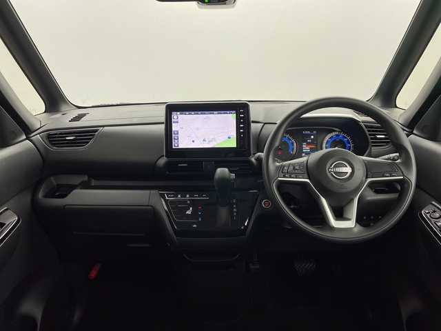 日産 ルークス ハイウェイスター X 茨城県 2024(令6)年 0.3万km オーシャンブルーP 純正９型ナビ（フルセグＴＶ）　/全方位カメラ　/コーナーセンサー　/エマージェンシーブレーキ　/レーンキープ　/アイドリングストップ　/先行車発進お知らせ　/両側電動スライドドア　/純正１４インチＡＷ　/ＬＥＤライト