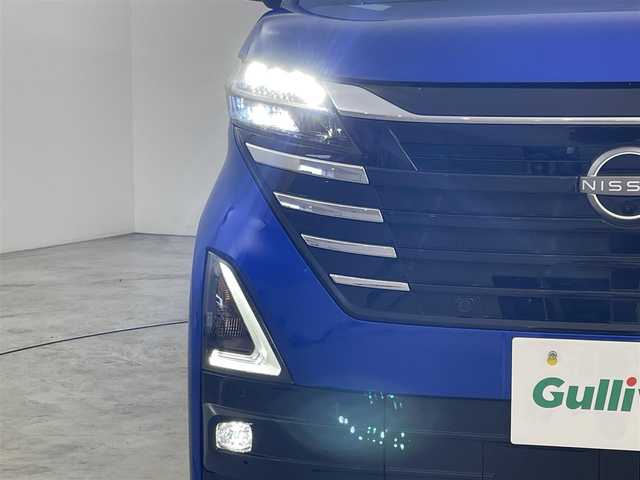 日産 ルークス ハイウェイスター X 福岡県 2024(令6)年 0.3万km オーシャンブルーP 純正９型ナビ（フルセグＴＶ）　/全方位カメラ　/コーナーセンサー　/エマージェンシーブレーキ　/レーンキープ　/アイドリングストップ　/先行車発進お知らせ　/両側電動スライドドア　/純正１４インチＡＷ　/ＬＥＤライト