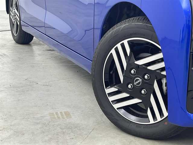 日産 ルークス ハイウェイスター X 福岡県 2024(令6)年 0.3万km オーシャンブルーP 純正９型ナビ（フルセグＴＶ）　/全方位カメラ　/コーナーセンサー　/エマージェンシーブレーキ　/レーンキープ　/アイドリングストップ　/先行車発進お知らせ　/両側電動スライドドア　/純正１４インチＡＷ　/ＬＥＤライト