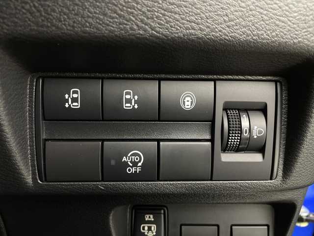 日産 ルークス ハイウェイスター X 茨城県 2024(令6)年 0.3万km オーシャンブルーP 純正９型ナビ（フルセグＴＶ）　/全方位カメラ　/コーナーセンサー　/エマージェンシーブレーキ　/レーンキープ　/アイドリングストップ　/先行車発進お知らせ　/両側電動スライドドア　/純正１４インチＡＷ　/ＬＥＤライト