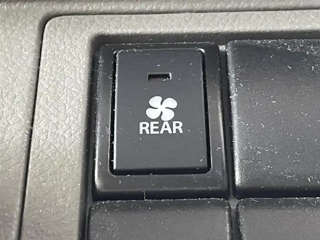 スズキ エブリイ JOINターボ 群馬県 2022(令4)年 1.3万km クールカーキPM 社外7インチメモリナビ/CD/TV/Bluetooth/＝＝＝＝＝/ＳＤナビ　Ｂｌｕｅｔｏｏｔｈ　バックカメラ　ＴＵＦＲＥＱルーフキャリア　デュアルカメラブレーキサポート　車線逸脱警報　パーキングソナー　ＥＴＣ　オートライト　社外アルミホイール　キーレス　４ＷＤ　禁煙